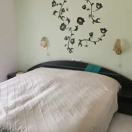 Spacious 2-bedroom With 3 Large Terraces And Wifi In Roqueta *